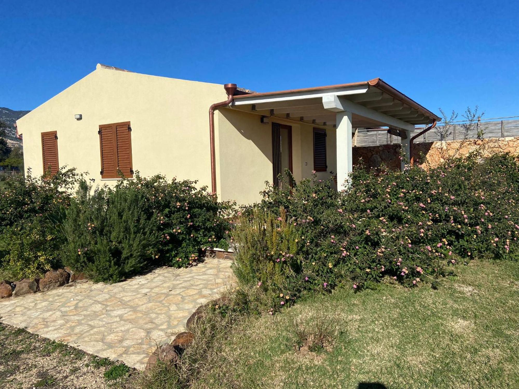 Villa Aratha Orosei Bagian luar foto