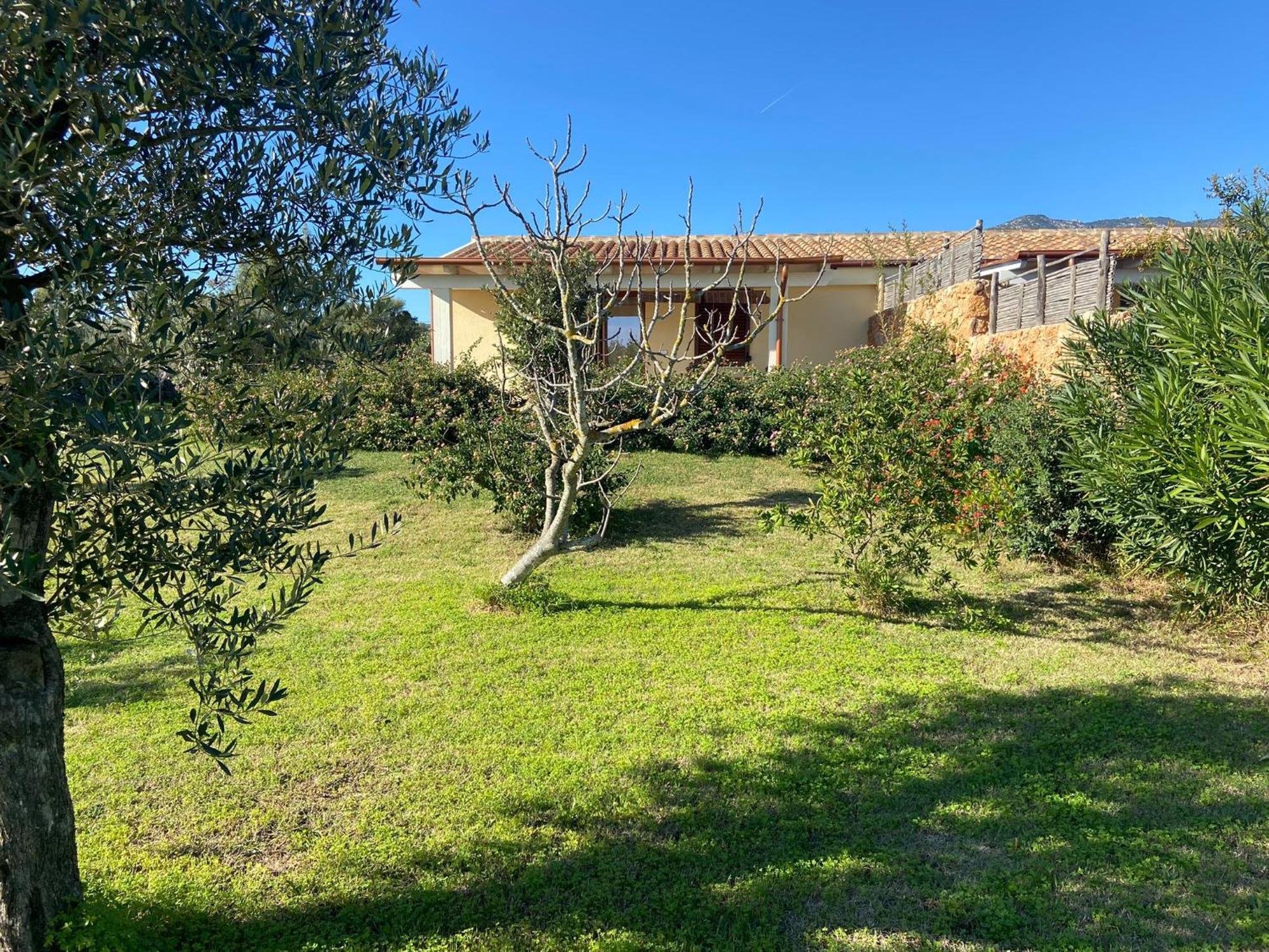 Villa Aratha Orosei Bagian luar foto