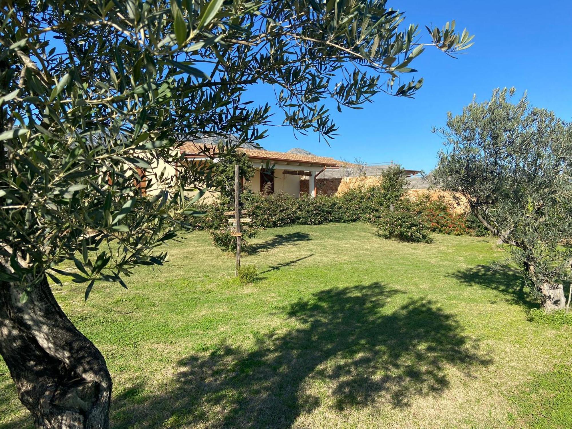 Villa Aratha Orosei Bagian luar foto