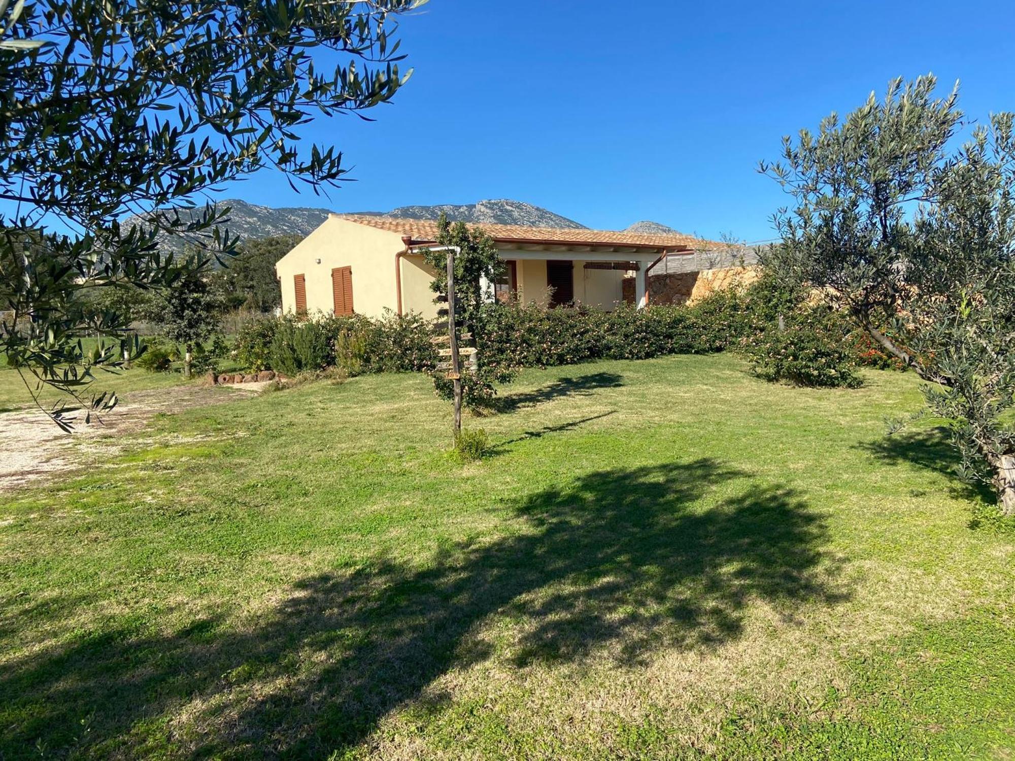 Villa Aratha Orosei Bagian luar foto